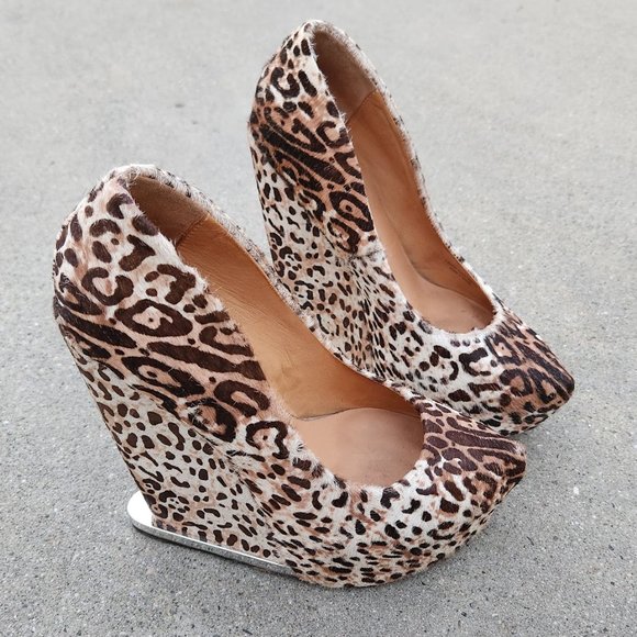 L.A.M.B Y2K Dorothee Leopard Platform Wedges - Picture 3 of 9